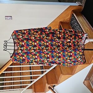 👚LULAROE "IRMA" FLORAL TOP👚